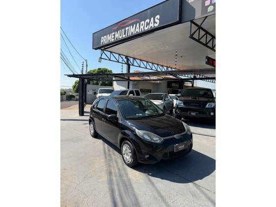 FORD FIESTA 1.0 ROCAM HATCH 8V FLEX 4P MANUAL FORD FIESTA 1.0 ROCAM HATCH 8V FLEX 4P MANUAL